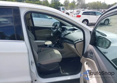 2017 Ford Escape Se from USA, damaged, VIN 1FMCU9GD3HUA29913